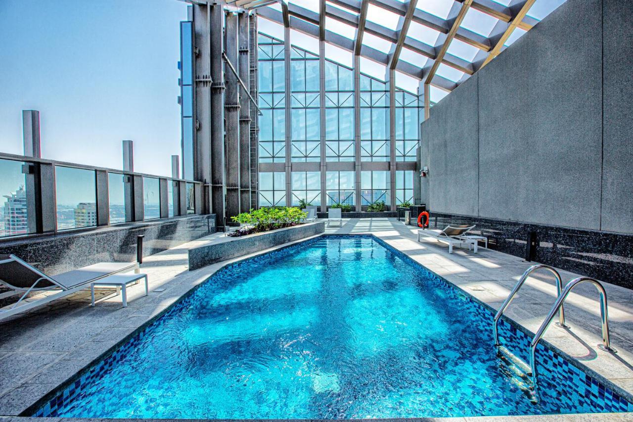 5 Star Sparkle Tower By Swarovski, Dubai Marina Bagian luar foto
